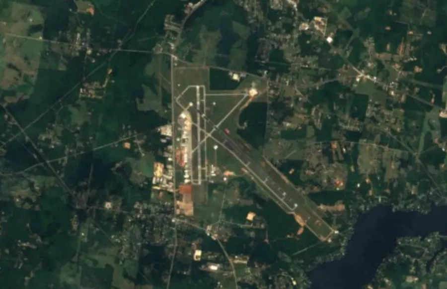 Historical satellite view of East Texas Regional Airport · 2016–17 imagery