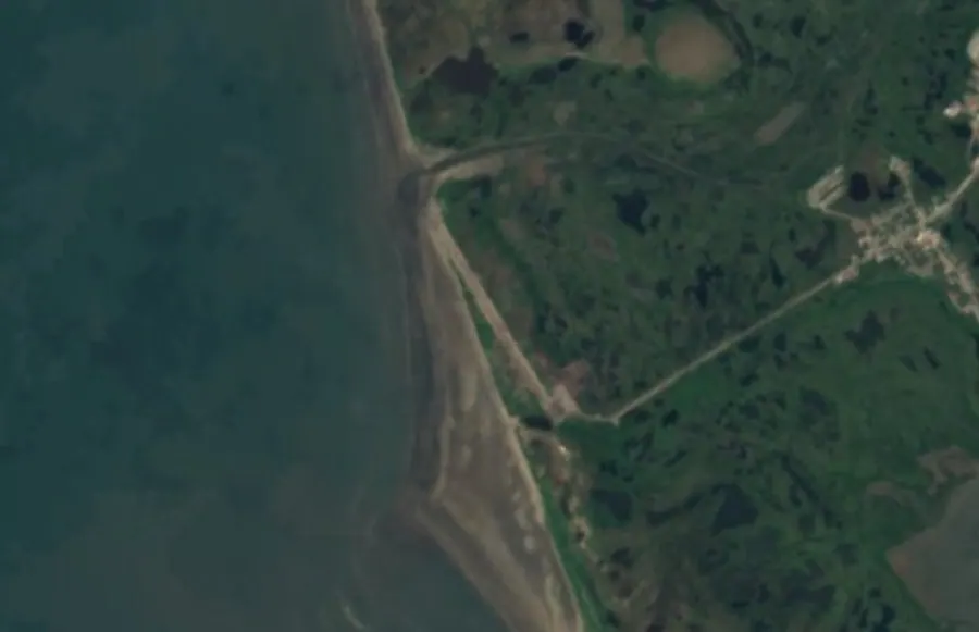 Historical satellite view of Hooper Bay Airport · 2016–17 imagery