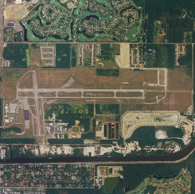 View of Gulf Shores International Airport