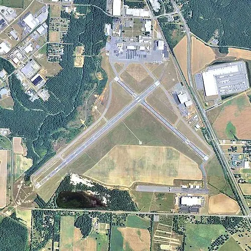 View of Middle Georgia Regional Airport