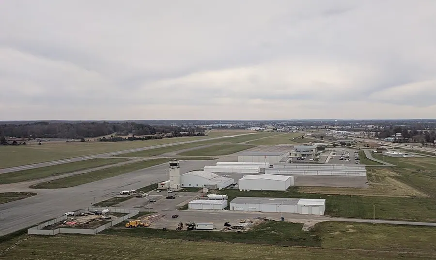 View of Veterans Airport of Southern Illinois