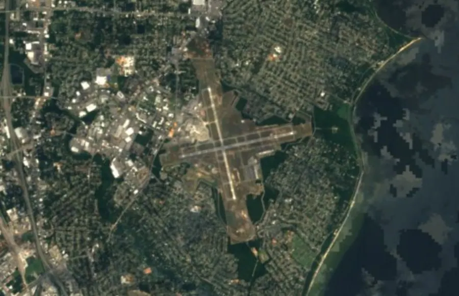 Historical satellite view of Pensacola International Airport · 2016–17 imagery