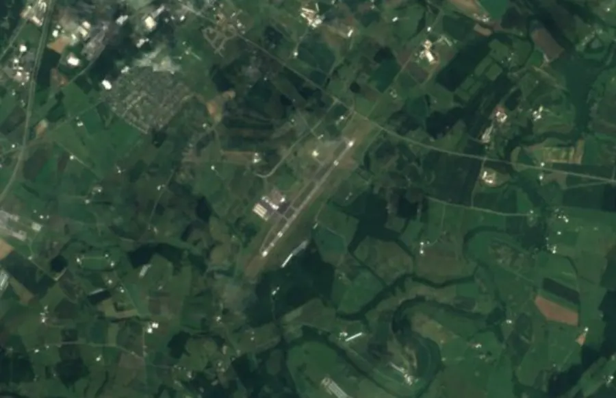 Historical satellite view of Shenandoah Valley Regional Airport · 2016–17 imagery