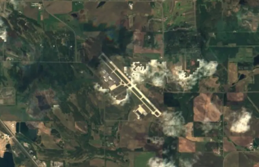 Historical satellite view of Saint Cloud Regional Airport · 2016–17 imagery