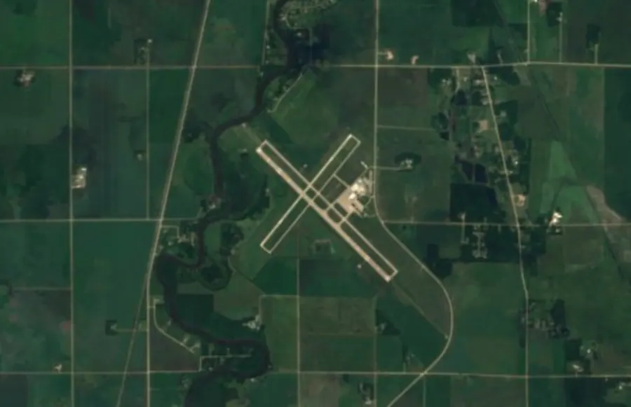 Historical satellite view of Thief River Falls Regional Airport · 2016–17 imagery